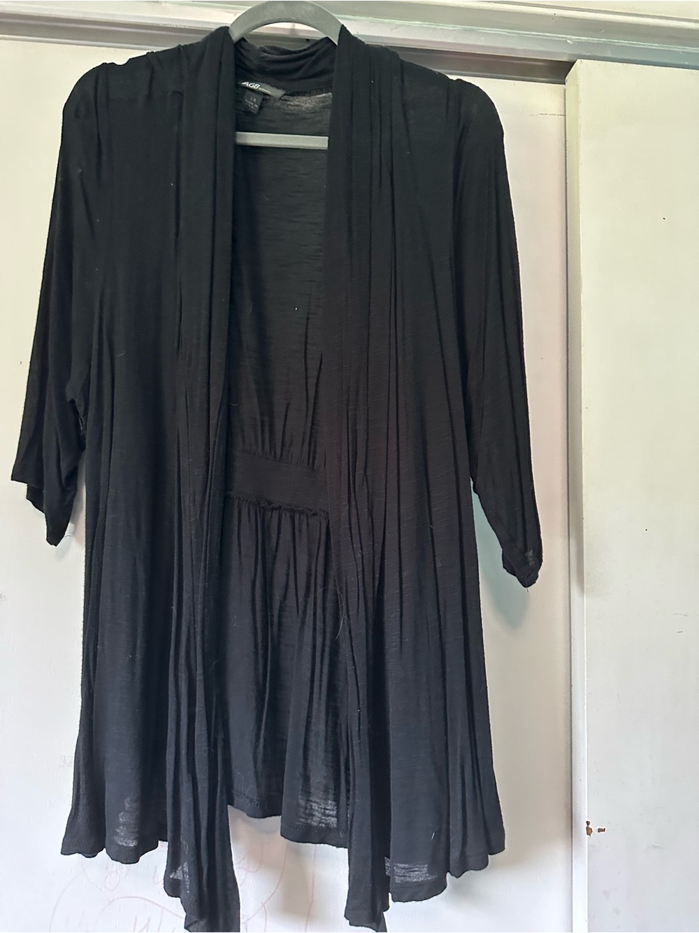 Black women’s knit shrug